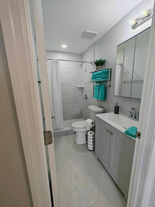 Lovely Unit Central Location St. Petersburg Exterior photo